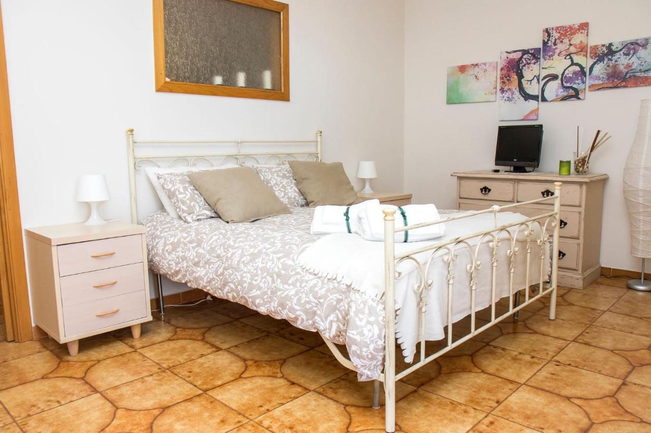 Seascape - Noemi'S Rooms วีโกเอเกวนเซ ภายนอก รูปภาพ