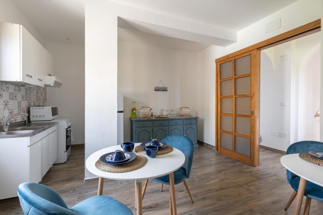 Seascape - Noemi'S Rooms วีโกเอเกวนเซ ภายนอก รูปภาพ